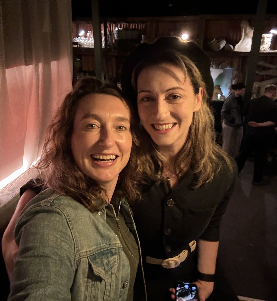 JanBaister's tweet image. 60 minutes of magical storytelling @PunchdrunkInt new show #violasroom perfectly narrated by Helena Bonham Carter😍🎧Remember #followthelight 💡#punchdrunk