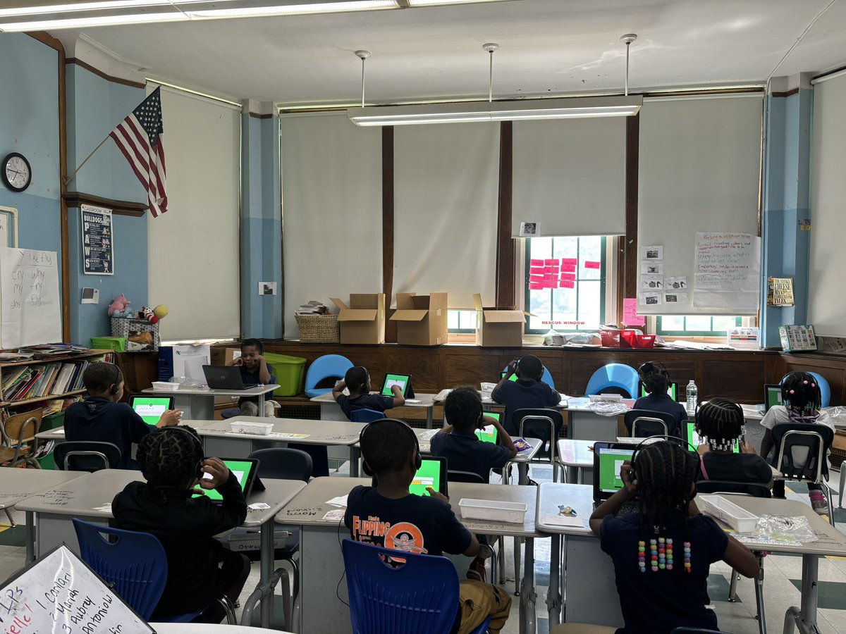 CookeStem's tweet photo. First grade is knocking out the iready test https://t.co/VT9qhk6exc