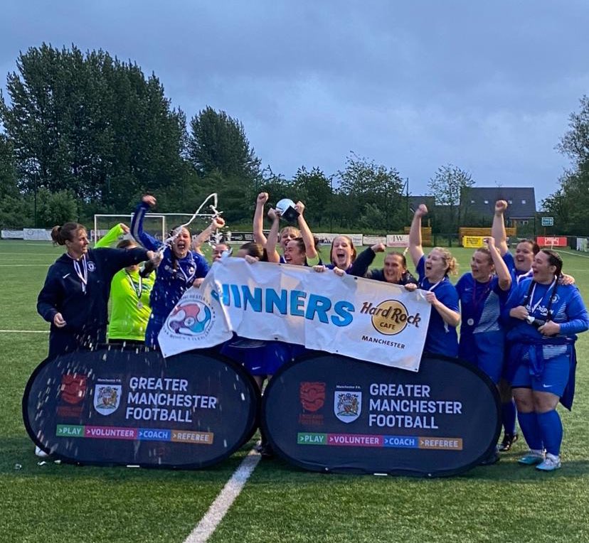 🏆🔵 Cup Winners⚪️🏆

Our Just Play Women’s Team 🔵 won the @Manchester_FA Flexi League Div 1 Cup Final tonight 2 v 0 @buryfc_women 🟢

A great evening @AvroFC and thanks to Bury for a great game! 

⚽️ Rosie 
⚽️ Keira 

Player of the game- Keira🏅

🔵⚪️⚽️

#Playforyourtown