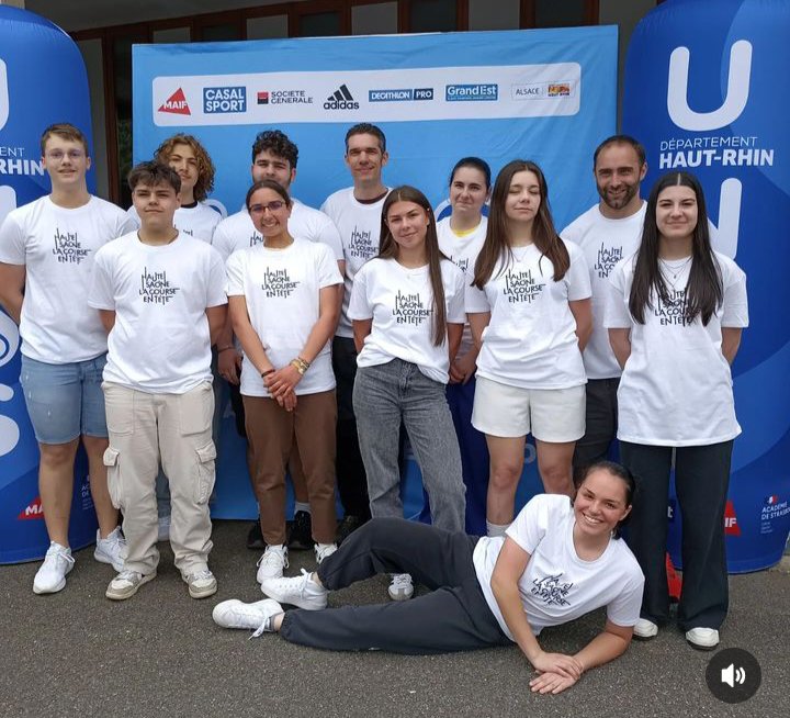 @Unss_70 (@unss_70) on Twitter photo 2 titres de plus pour la Haute-Saône au championnat de France d’haltérophilie.
L'AS les Thermes : championne de France pour la 2ème année consécutive en catégorie collège mixte.
Le lycée Lumière est lui vice-champion de France en catégorie Lycées mixtes.
🥇🥈👏👏👏
<a href="/unss/">UNSS_National</a> <a href="/DSDEN70/">DSDEN de la Haute-Saône</a> 2 titres de plus pour la Haute-Saône au championnat de France d’haltérophilie.
L'AS les Thermes : championne de France pour la 2ème année consécutive en catégorie collège mixte.
Le lycée Lumière est lui vice-champion de France en catégorie Lycées mixtes.
🥇🥈👏👏👏
<a href="/unss/">UNSS_National</a> <a href="/DSDEN70/">DSDEN de la Haute-Saône</a>