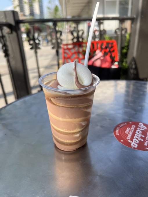 I scream, you scream &hellip;..oh geez, just f*ckn lick me 😂😇 https://t.co/z0SRA6LKpb