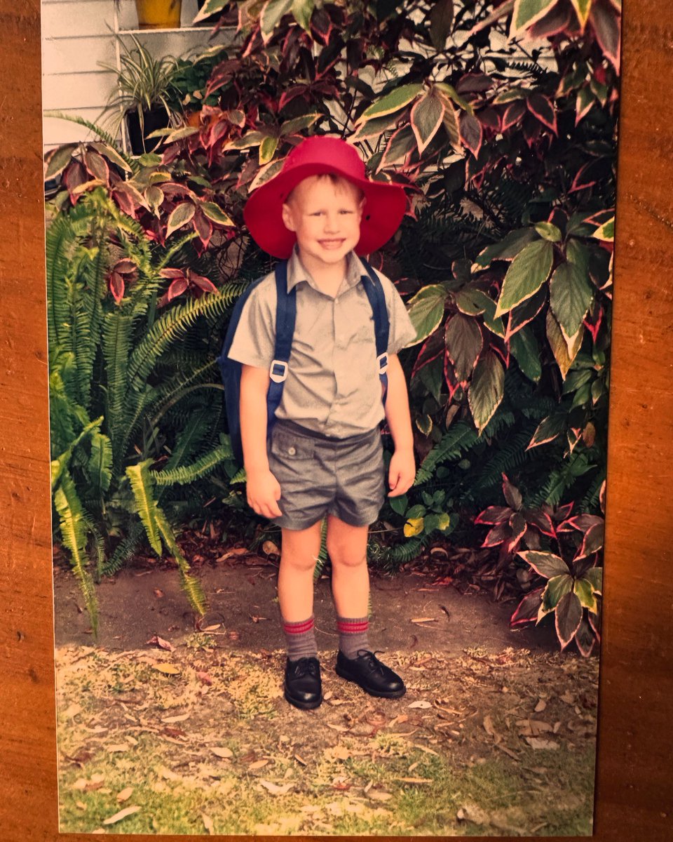 I am #ProudtobePublic as a student attending Grays Point Primary School back in the 90s and now as a Public School Special Education teacher. 🍎
No greater joy 🫶🏼⭐️

@PublicSchoolsAU 
#teacherlife #publiceducation #lovewhereyouwork #specialeducation