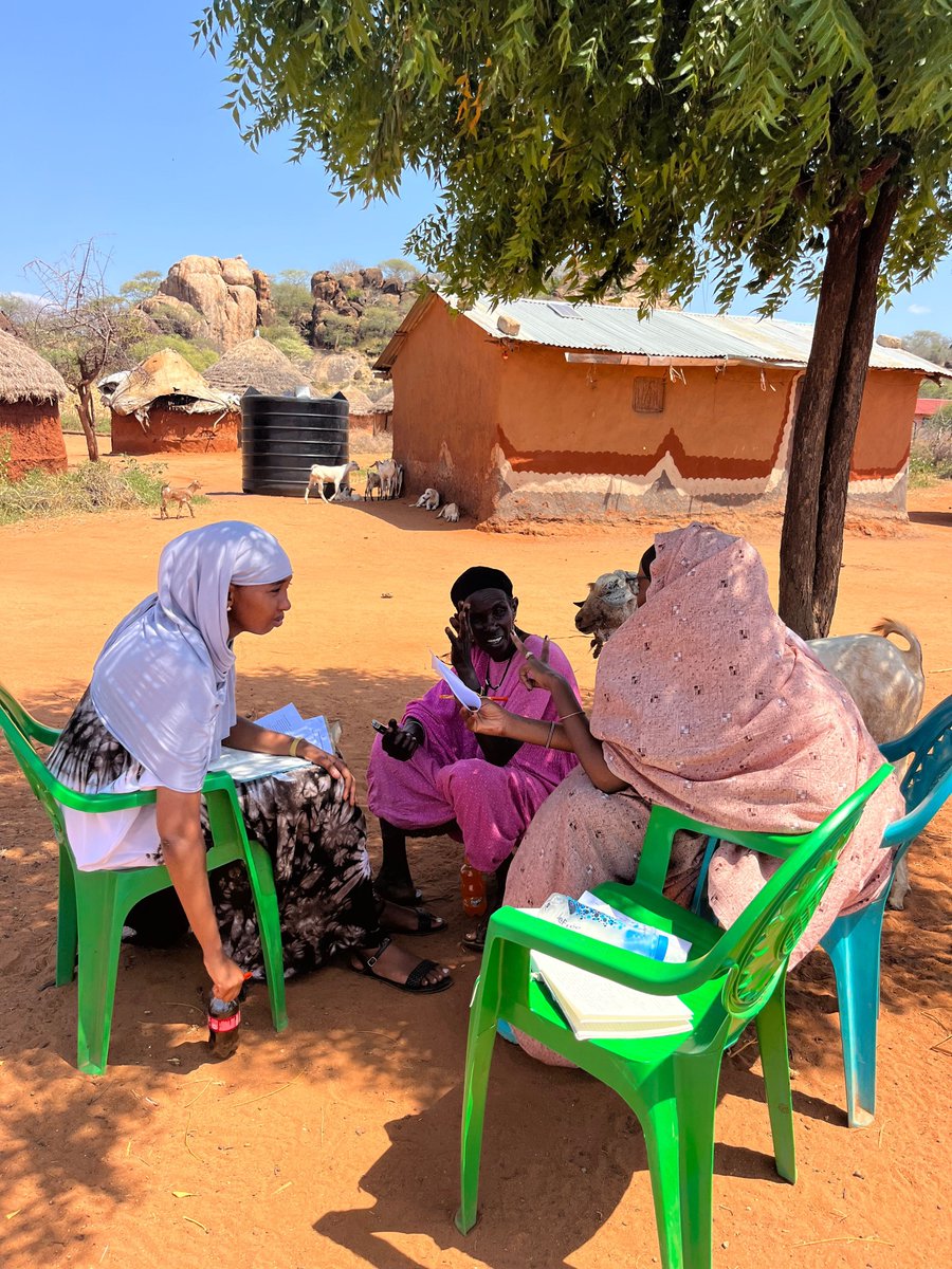 🚨 👀 Don't miss out on this years round of Student Awards. Applications close COB 27 May! Add an international focus to your studies. Apply now 👉 buff.ly/3NtJDKD 📷 @RebekahAsh on her student award trip in Northern Kenya! #NextGenAg4D