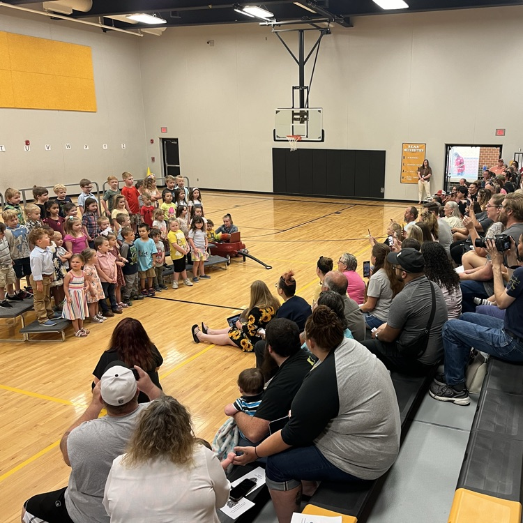 BlackmoreBears's tweet image. Today we CELEBRATED the future graduating class of 2037! Our PreK students shared music with their families and we got to see what they want to be when they grow up! #BEfamily #PartOfThePride #ClassOf2037