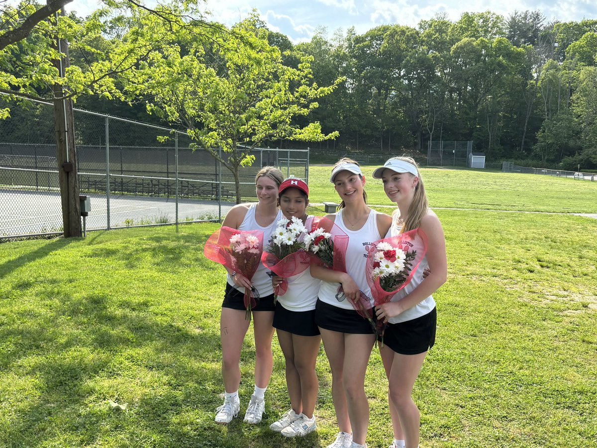 Holliston High School Girls Tennis Senior Night! Go Panther! <a href="/HollistonAD/">Holliston Athletics</a>