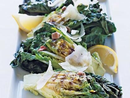 Grilled Lettuces with Manchego 
buff.ly/44Q1NO2 (via @Sunset )

Little Gem, a type of miniature romaine lettuce, is perfect for this recipe 
#GrillingSeason