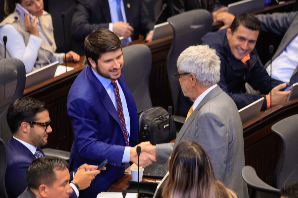 Germán Umaña Mendoza tweet media