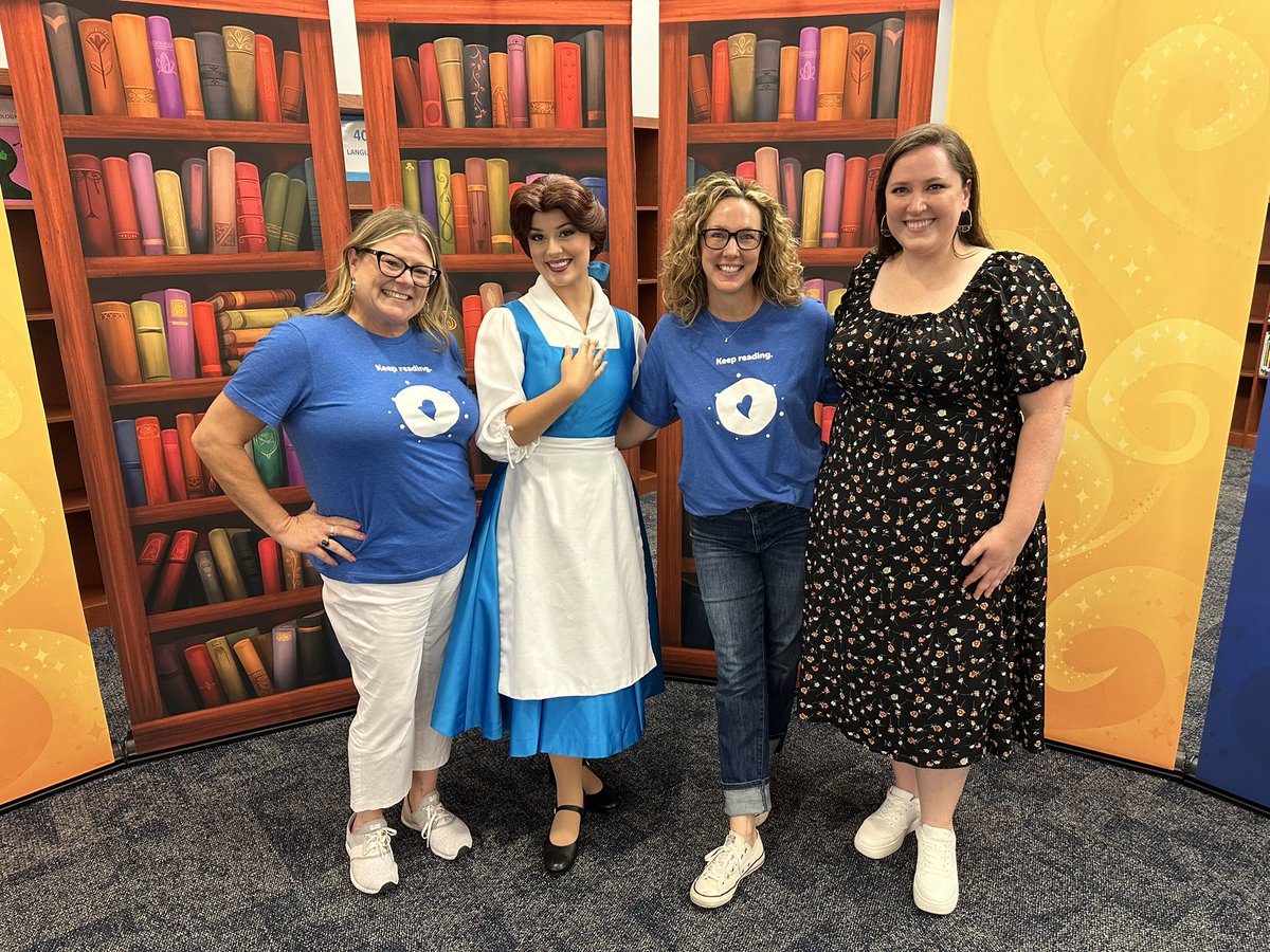 Kelly Williams: Meet Me in the Library tweet media