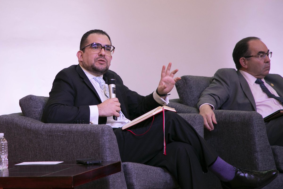 PJEdomex's tweet image. En la Mesa “Derecho administrativo global: concepto y naturaleza”, moderada por la Magistrada @alesadf; @AndryMatilla, @cmatutegonzalez y Luis Darío Ángeles González, hablaron sobre la complejidad y evolución de dicho derecho a nivel global, dudas sobre su existencia e…