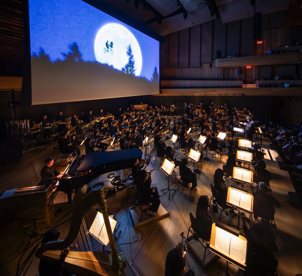 Thank you to everyone from New York and beyond who attended the Art of the Score performances of E.T. in Concert last weekend. It was so much fun to see so many families and movie fans in the audience. 
 
📸 Chris Lee 
™ &amp; © Universal Studios