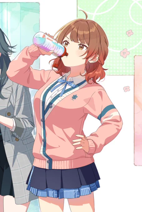 見ろよこの膨らみ可愛いのもそうだがとんでもないもの持ってるぞこの子は 