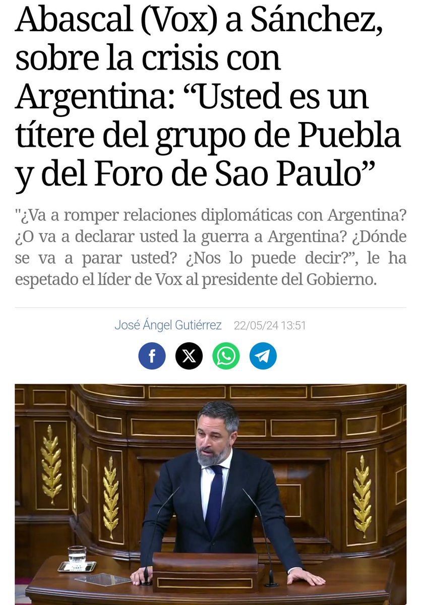 ¿Abascal hablando de títeres? ¿Broma? El verdadero títere es él, un vocero de las ideas de la Edad Media. Mientras Pedro Sánchez lidera un gobierno democrático, Abascal sigue atrapado en la prehistoria política como vocero del odio y la manipulación.