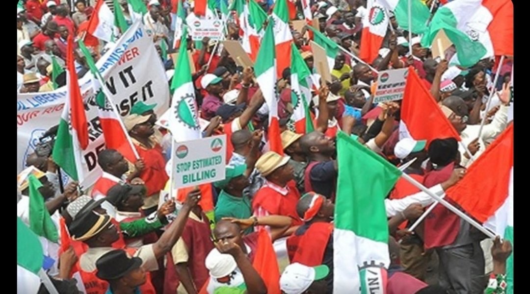 Breaking news: Labour unions have lowered their request for minimum wage from 615,000 to 500,000 naira.