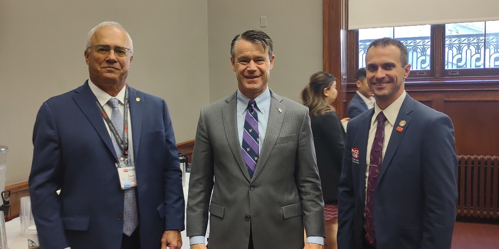 phccnatl's tweet photo. PHCC past National President Dave Frame and PHCC Board Member Adam Meny talk with Sen. Todd Young (R-IN) for support of Workforce Innovation and Opportunity Act (WIOA) funding and energy choice. #energychoice #advocacy #PHCCLegislativeConference https://t.co/ol0K1aZHkM