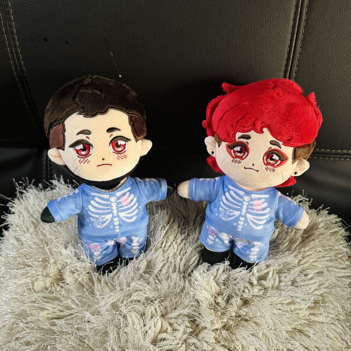 BlueWolfAngel28's tweet photo. TØP PLUSH GIVEAWAY!!!

To celebrate the plushies going for preorder this Friday. I decided to give away TWO bundle sets for free 🥰

Rules:

- Follow Me
- Retweet 

Giveaway ends Friday at 11 am PST! An hour before plushies drop on my shop!

Good Luck! 🥰 (More plush info below) https://t.co/BVDIBeRI05