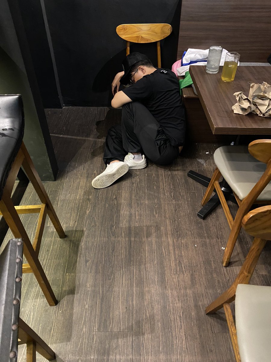 Bar Ayam (@torimeltdown) on Twitter photo 