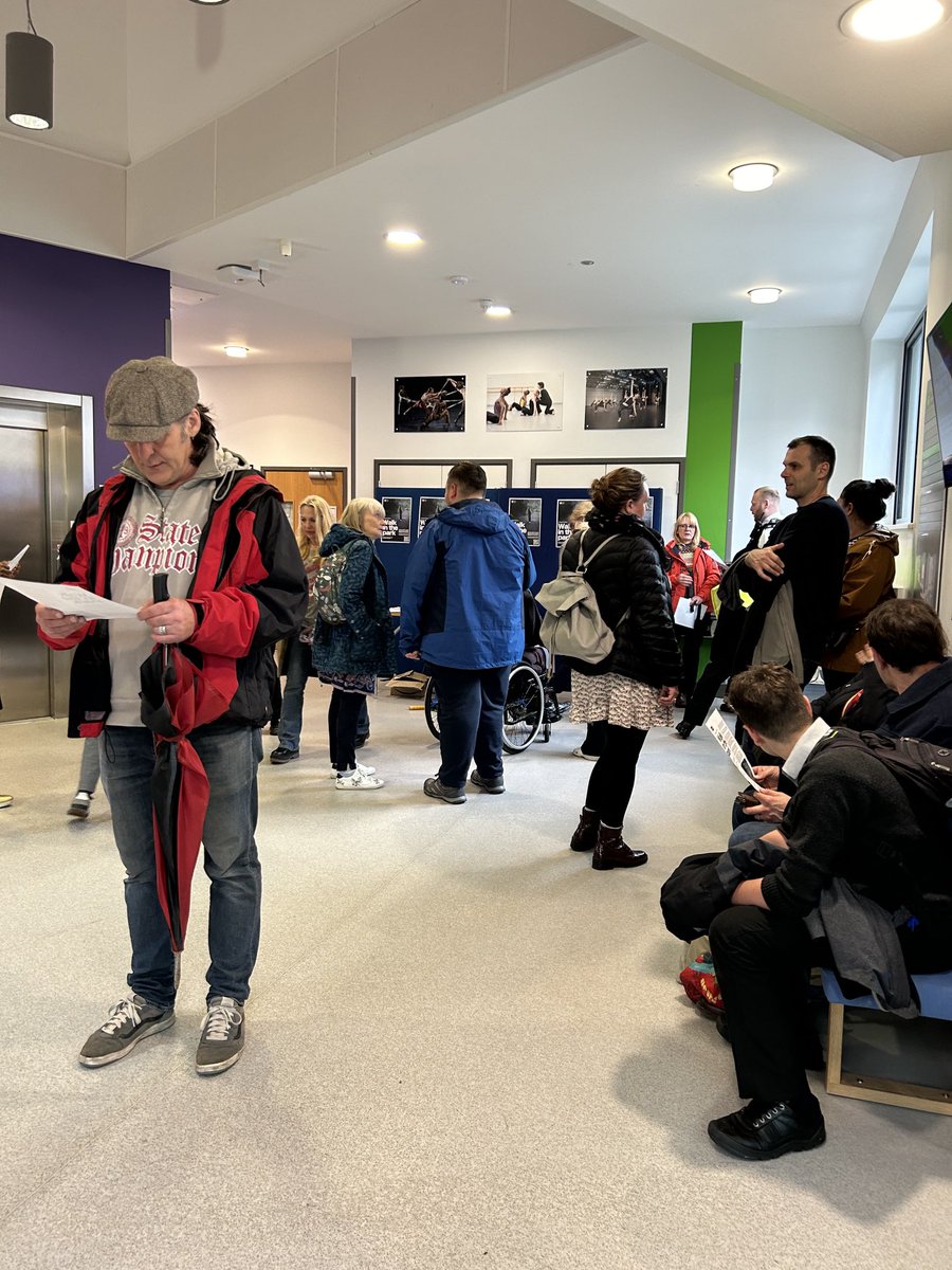 HelenBendon (@bendonhelen) on Twitter photo #WalkInThePark <a href="/MiddlesexUni/">Middlesex University</a> … the house is open, we’re about to see a performance as part of #HearMyVoice on women’s experience of walking at night, followed by a walk in the park. 👌 #WalkInThePark <a href="/MiddlesexUni/">Middlesex University</a> … the house is open, we’re about to see a performance as part of #HearMyVoice on women’s experience of walking at night, followed by a walk in the park. 👌