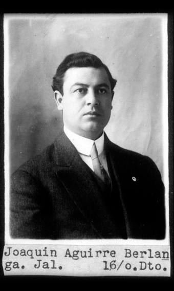 MuseoPresidente's tweet photo. 22 de mayo de 1885.- Nace en San Antonio de las Alazanas, municipio de #Arteaga, #Coahuila, Joaquín Aguirre Berlanga, quien sería Diputado Constituyente por Chapala en 1917. https://t.co/YPQjM95vsn