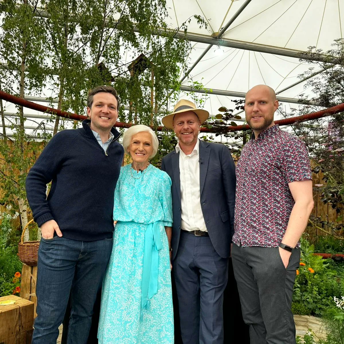 Day 3 of show week, and it's been another busy but brilliant day at the Chelsea Flower Show🌿

We've spoken to lots of lovely members of the public, and had some more special guests visit the garden!

#peopleschoiceaward #RHSChelsea #chelseaflowershow #gardening #inclusionmatters