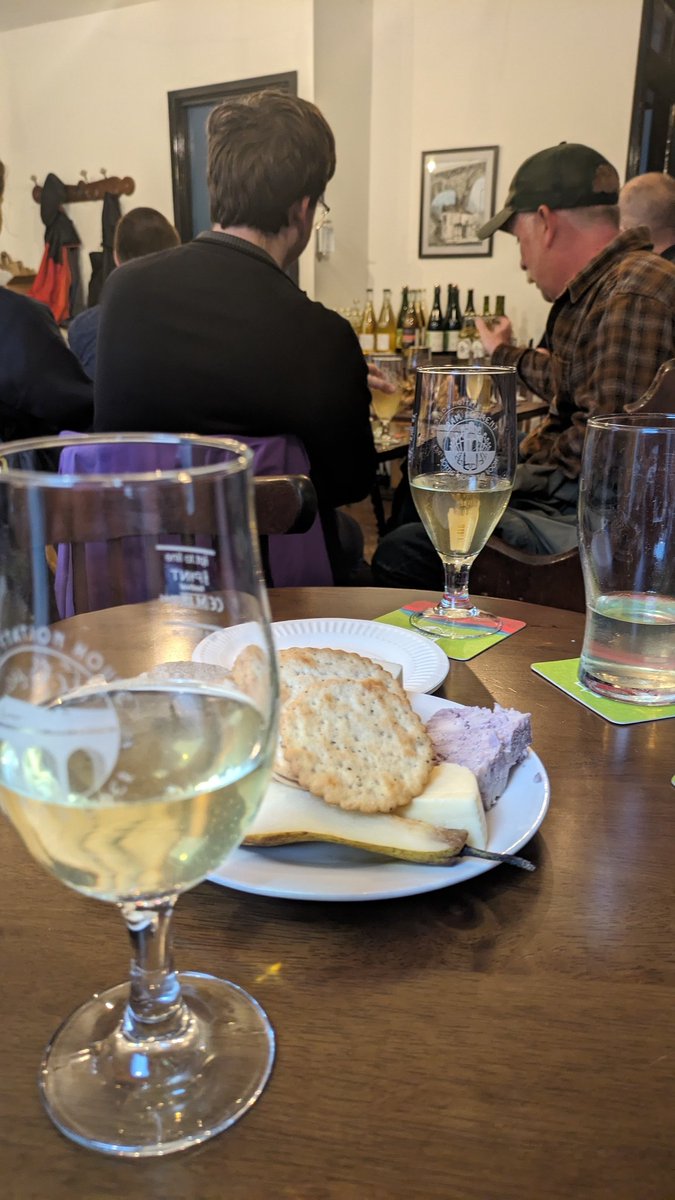 Amazing tasting at the <a href="/StationHouseDHM/">The Station House</a> at the Perry drinkiners guide book launch. Learnt so much so far that the main regions for Perry is UK, Normandy and Austria