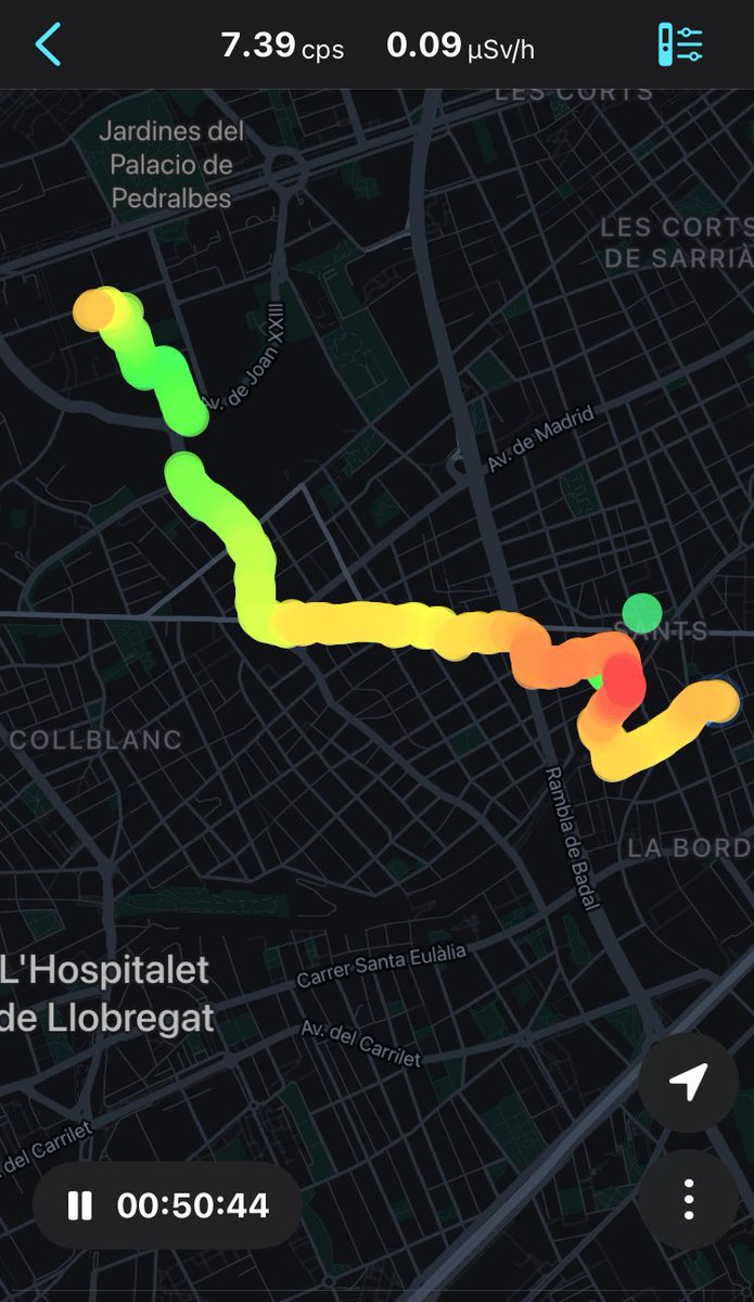 ClaudiaGrossi4's tweet image. Cuando pasear de vuelta a casa se trasforma en una ‘Dose_buster’ experience 😅😅😅 playing around with low cost sensors for radioactivity measurements #citizenscience #openred @Ibercivis #radiacode