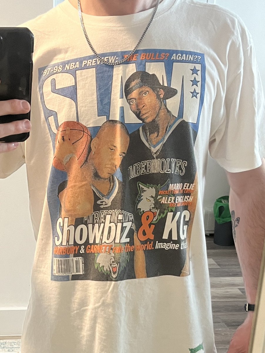 FilthJazz's tweet image. The wolves are finally back tonight babyyy 

*not a real wolves fan 100p bandwagon