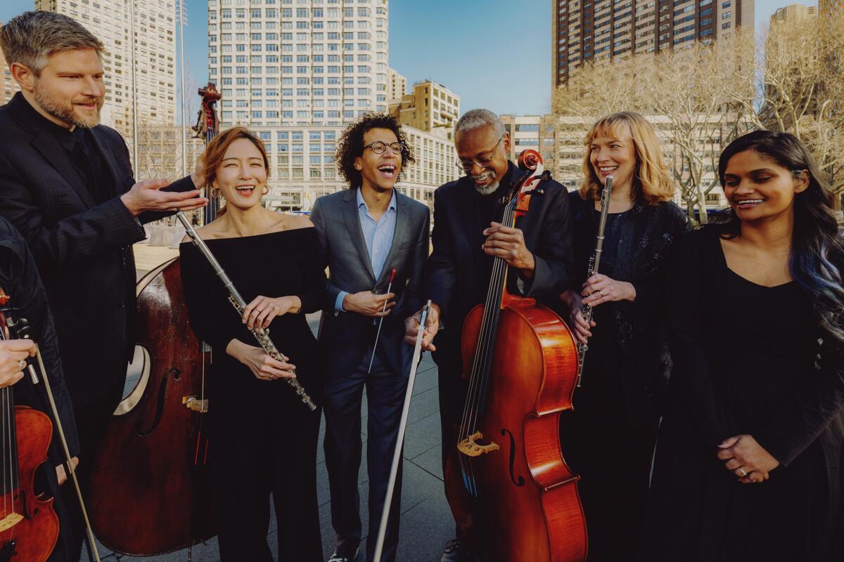 LincolnCenter's tweet photo. Check out these new photos of the Festival Orchestra of Lincoln Center! 🎶🎻🎺

Tickets for all concerts are available now, w/ works by Beethoven, Bologne, Haydn, &amp; Mozart and contemporary works/premieres by Huang Ruo &amp; Hannah Kendall! ➡️ https://t.co/fqBpaSyN0P
 
📸: @layer_nyc https://t.co/MYe0ji7beC