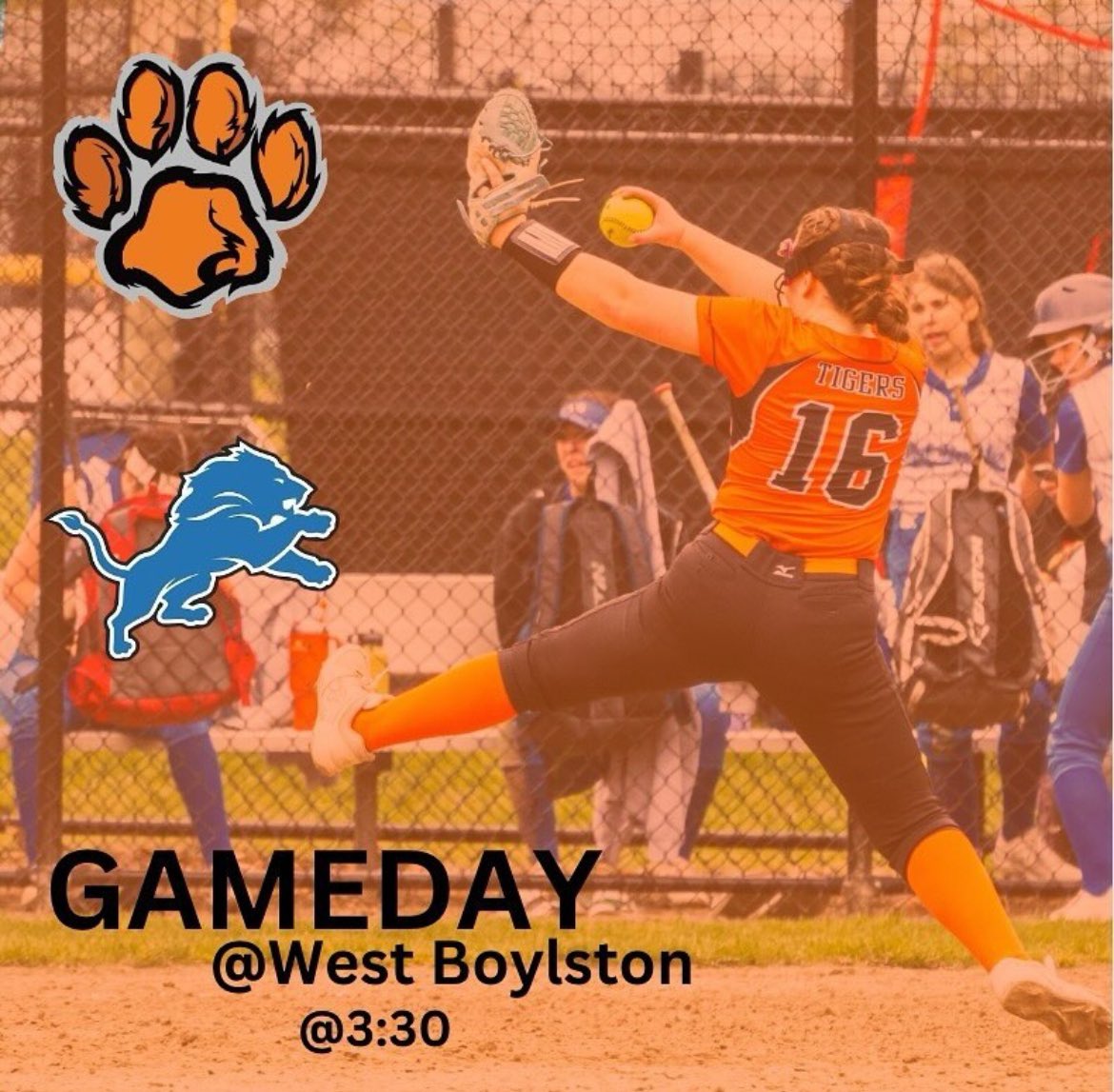 MAYNARDS0FTBALL's tweet photo. On our way to West Boylston for game day at 4pm. Join us! #GoTigers https://t.co/IrmaDhD9qE