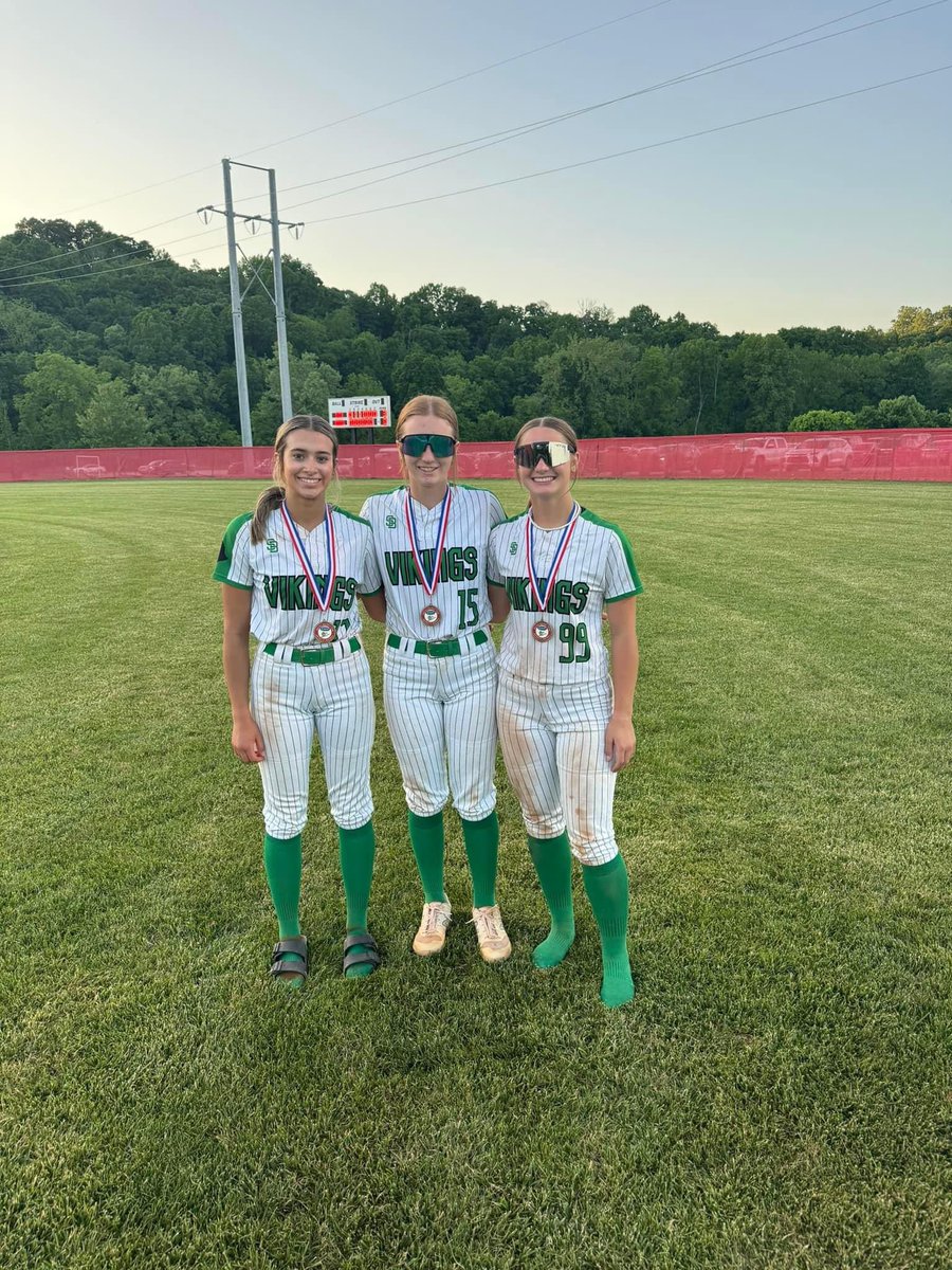 61st district runners up and thanks to my coaches for choosing me for all district team! Onto the 16th Region Tournament!