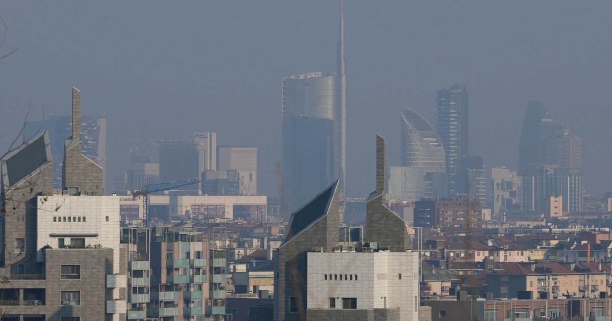 L'inquinamento dell'aria nelle città italiane non cresce, ma i morti restano tanti. Firenze e Milano le più vicine all'obiettivo 2030 - Il Fatto Quotidiano ilfattoquotidiano.it/2024/05/22/lin…