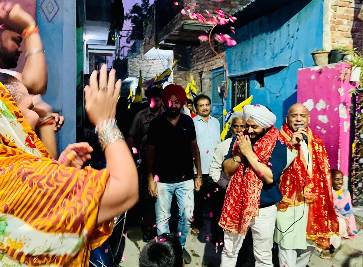 Jarnail Singh (@jarnailsinghaap) on Twitter photo दिल्ली वाले तानाशाह सरकार से आजादी पाने के लिए 25 तारीख का बेसब्री से इंतजार कर रहे हैं..
25 मई भाजपा गई
#jailkajawabvotese #modihataodeshbachao
@arvindkejriwal @aamaadmiparty <a href="/mahabalmishra/">Mahabal Mishra</a> दिल्ली वाले तानाशाह सरकार से आजादी पाने के लिए 25 तारीख का बेसब्री से इंतजार कर रहे हैं..
25 मई भाजपा गई
#jailkajawabvotese #modihataodeshbachao
@arvindkejriwal @aamaadmiparty <a href="/mahabalmishra/">Mahabal Mishra</a>