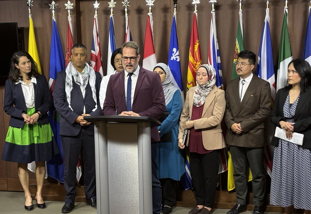 Avec ⁦@HMcPhersonMP⁩ ⁦@MatthewGreenNDP⁩ ⁦@DesjarlaisBlake⁩ ⁦@JennyKwanBC⁩ et des familles pour dénoncer l’échec des libéraux pour rapatrier des gens de #Gaza et du #Soufan. Les délais sont trop longs, elles exigent la transparence. #NPD #polcan