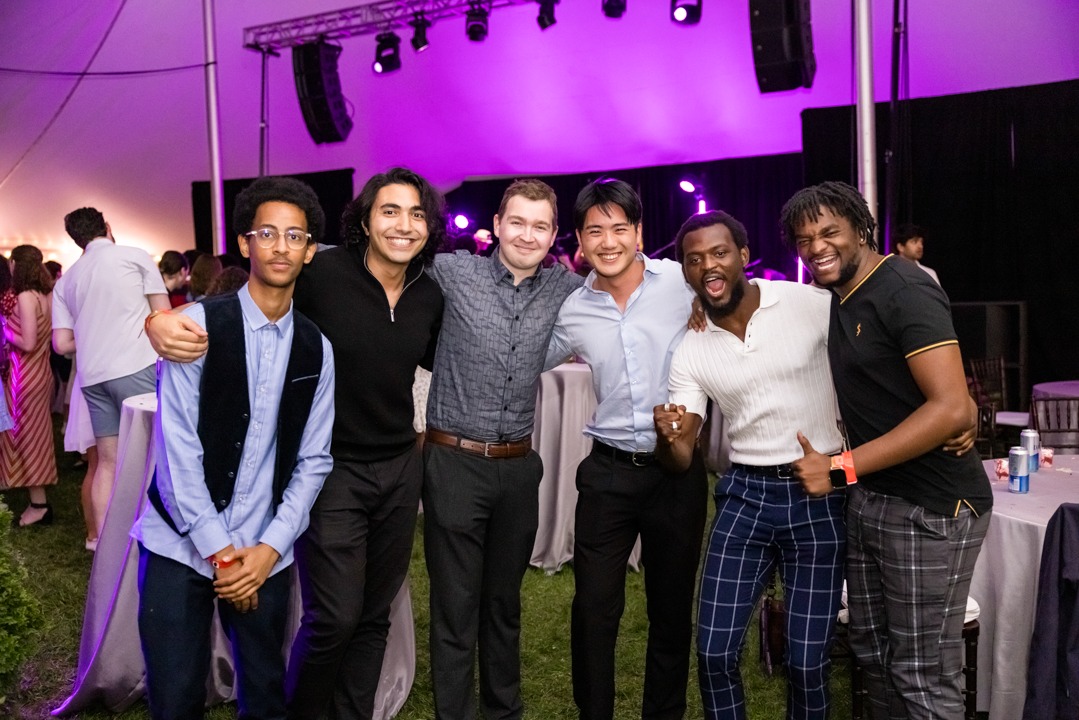 Scenes from the #Amherst2024 Senior Celebration. Only 5️⃣ days until Commencement. More photos from Senior Celebration are available on our Flickr: bit.ly/3WRRKWR 📸: Lynne Graves