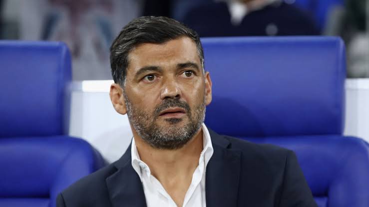 sachatavolieri's tweet photo. ⚪️🔵 EXCL. Ce mardi, Sergio Conceiçao a rencontré pour la 2e fois les dirigeants de l’Olympique de Marseille. Le coach du #FCPorto est attiré par le challenge olympien même si sa priorité reste le #MilanAC… 
Contrairement à ce qui a été dit, Conceiçao n’a jamais refusé le défi #OM ! #Conceição