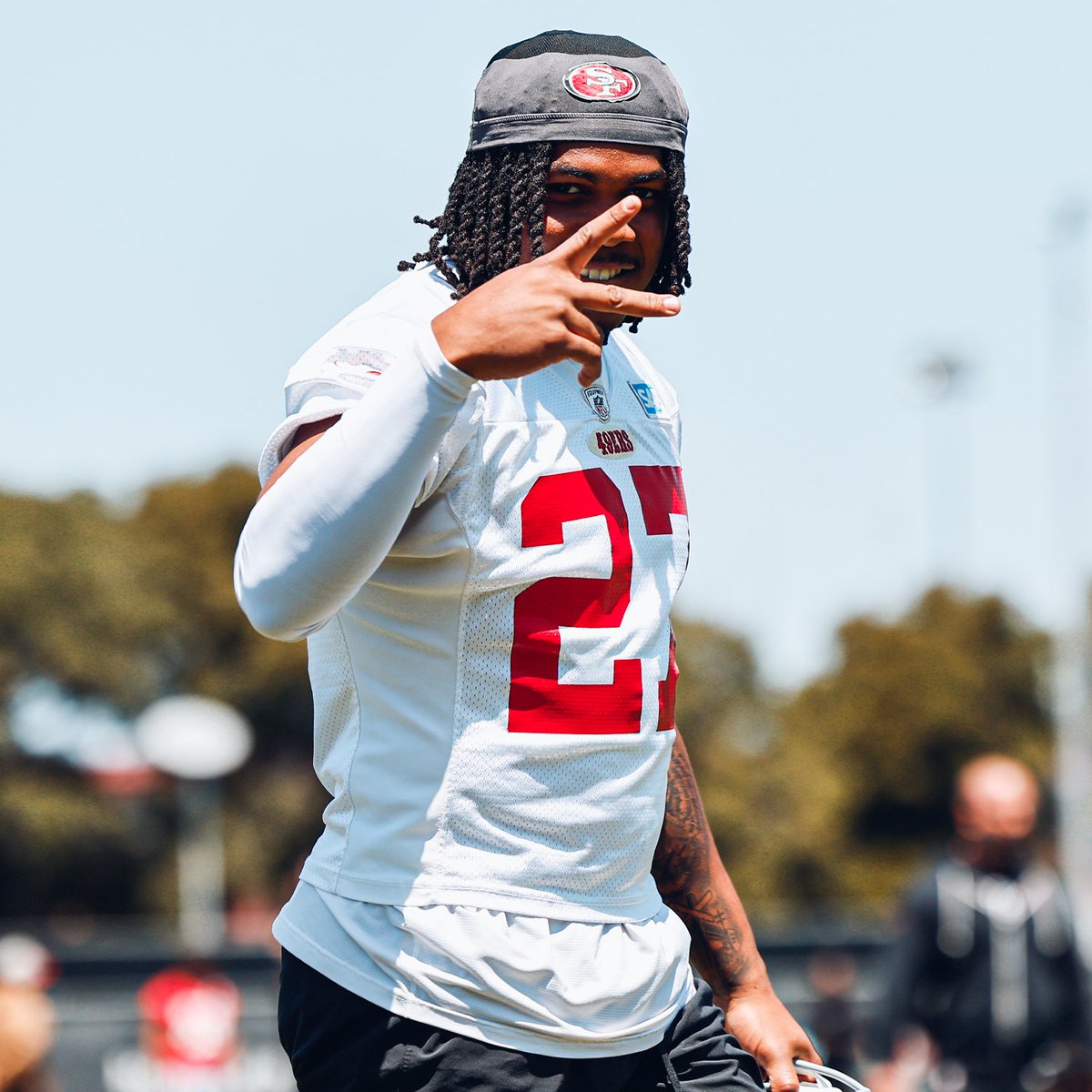 49ers's tweet photo. OTAs in The Bay ☀️