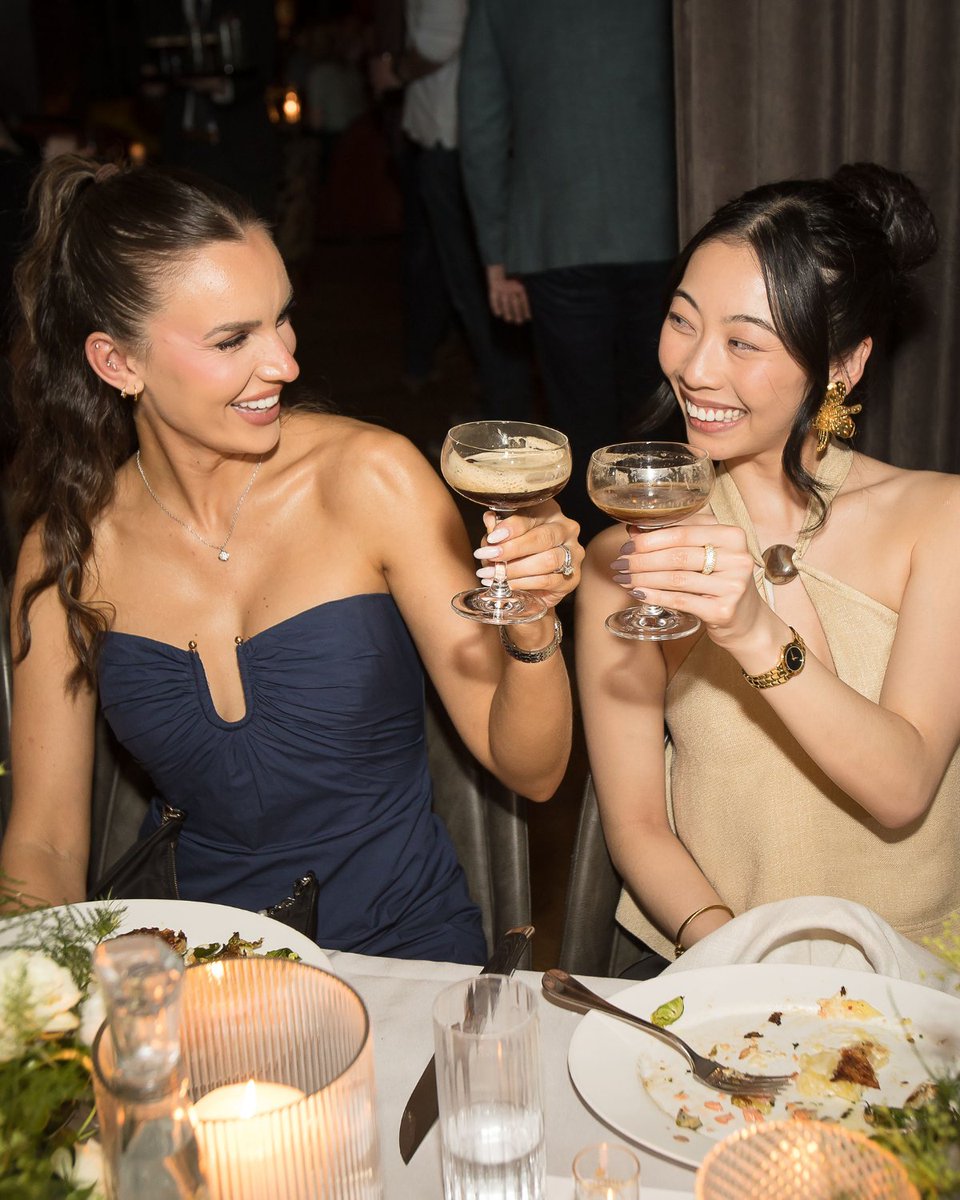 Cincoro's tweet photo. Indulging in Cincoro cocktails at Maple and Ash, where we brought the rich taste of Cincoro to the heart of Chicago!
#CincoroTequila #Tequilatasting #TequilaFoodPairing #Chicago #MapleandAsh https://t.co/AD3DERcOFZ