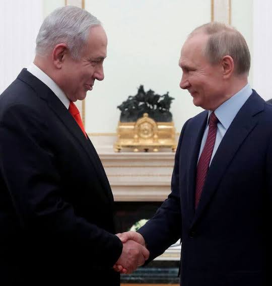 Two bloodthirsty fascists and war criminals in one image.
#Netanyahu #Putin
#FreePalestine 🇵🇸 #FreeUkraine 🇺🇦