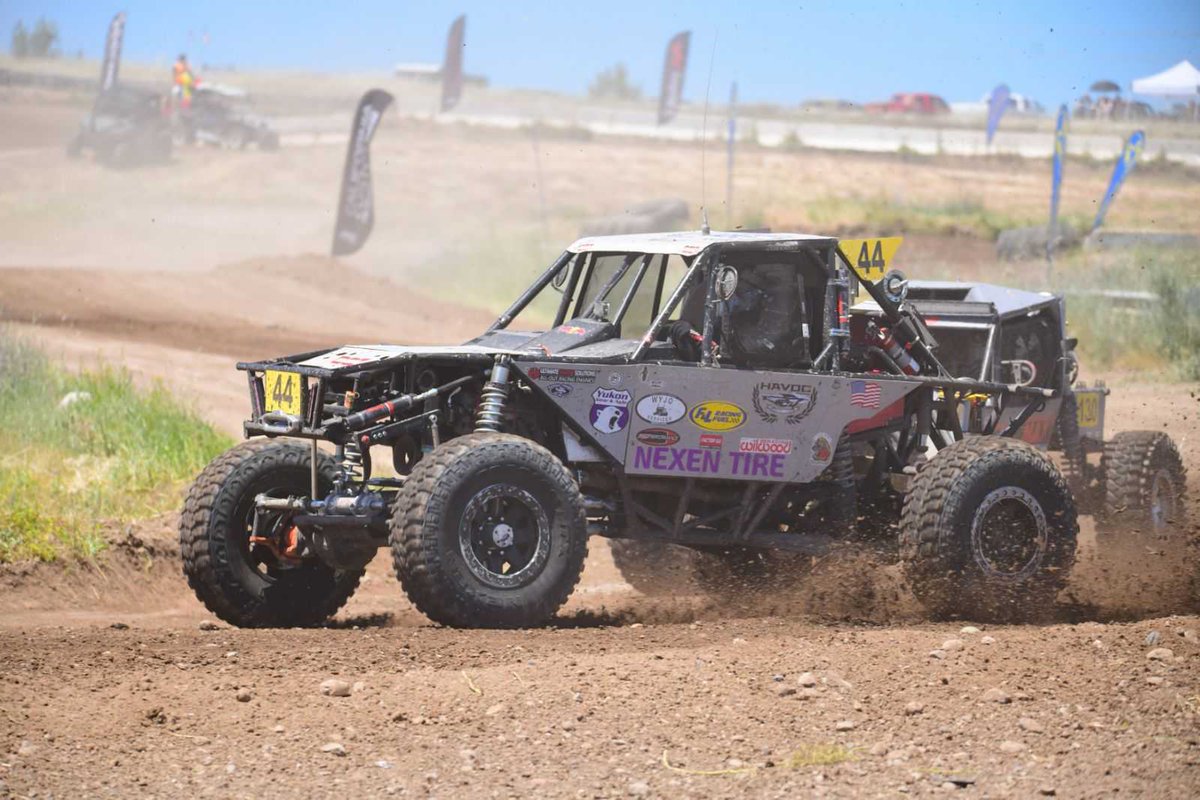 NexenTireUSA's tweet photo. Guess the top speed of the Havoc Racing team at Norcal Rock Racing👇
Hint: It's fast 😉
#WeGotYou #Nexen #NexenTire #NexenRacing #NexenTireUSA #OffRoad #OffRoadRacing #NorCal #RockRacing https://t.co/wL52axbNnY
