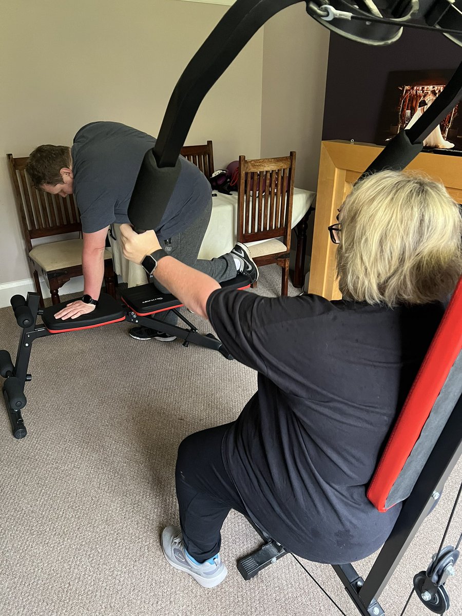 Amy Haines and Gary Haines smashing there first workout after there holiday 💪🏋️‍♀️ #homegym #fitnessmotivation #communityfitness #homegymlife #fitnessjourney #weightlossjourney