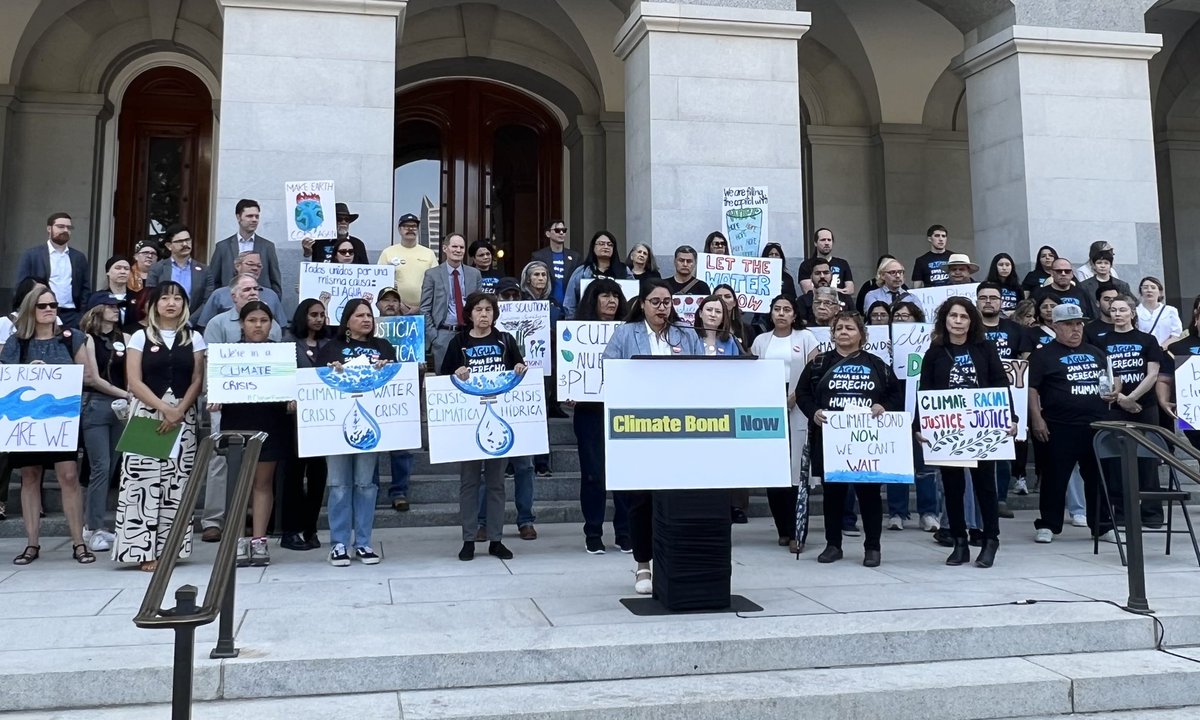 Leadership Counsel's @water_doctora at today's #ClimateBondNow rally in #Sacramento: "We can’t sacrifice investment in frontline communities. #California is hailed as a climate leader. In this difficult moment, we have the opportunity to show why."