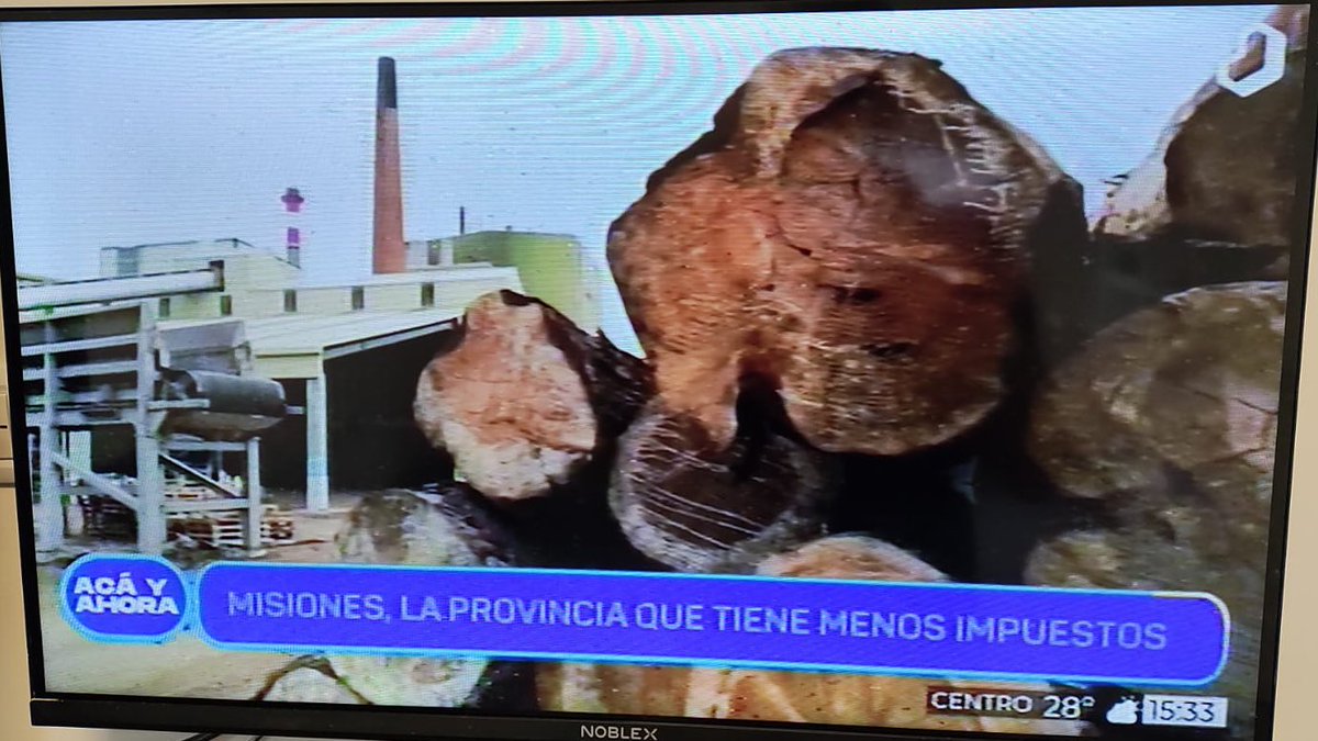 pedropuertaok's tweet photo. En los últimos 20 años la presión impositiva en Misiones subió más del 350%, y es la tercera en el ranking nacional…

Mientras tanto los medios oficiales: 🤡 https://t.co/IJR4wO3PTF