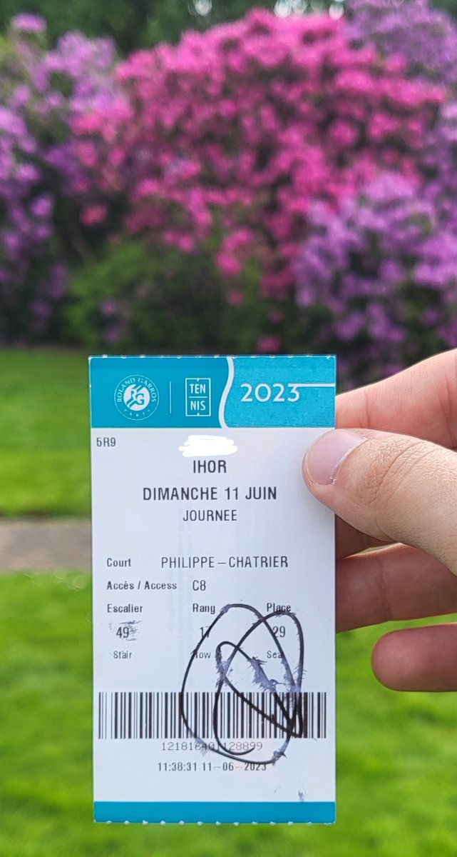 IhorNolefan's tweet image. Happy Birthday dear Novak @DjokerNole!!! 🥳 I wish you to stay healthy and passionate to tennis, to keep breaking tennis records and inspiring us to make impossible possible in our lives. I wish you to get your Golden Moment of Joy! #IDEMO #AJDE #NoleFam (Photo Geneva 2 days ago)