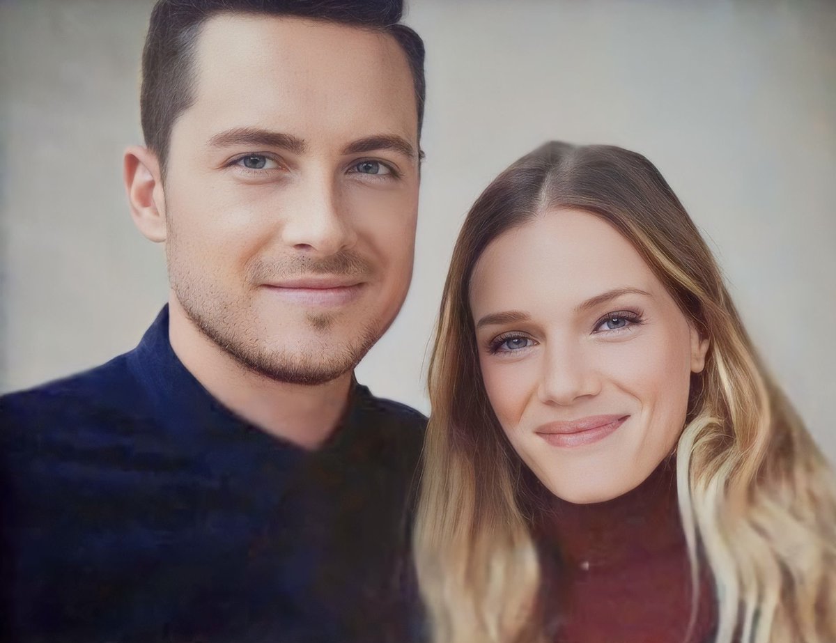 Lady_Temis's tweet photo. #JayAndHailey Always!!
#UpsteadForever
#BringBackJayHalstead
#UpsteadSecondWedding
#UpsteadHappyEnding
#UpsteadEndgame
#UpsteadSpinOff
#JusticeForJay
#JusticeForHailey
#JusticeForUpstead
#JusticeForUpsteadFans
#JusticeForJesse
#JusticeForTracy
#NotATraumeResponse https://t.co/cUJN2BHkHH