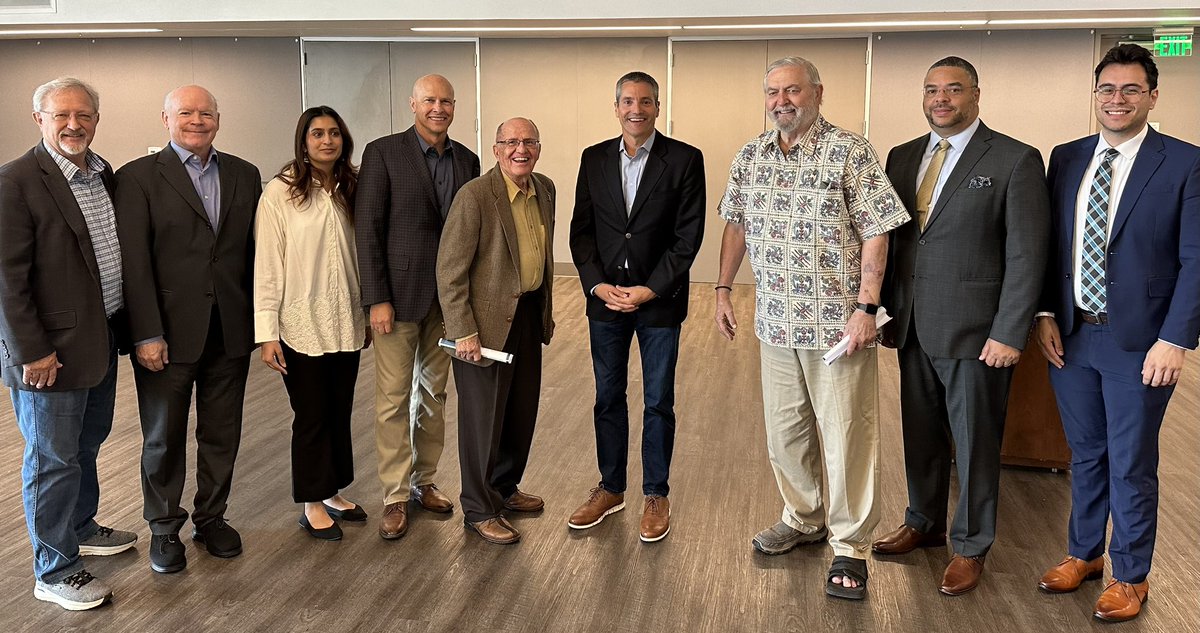 Great mtg with Orange County🍊 leaders yesterday about critical need to modernize water infrastructure🚰including the Delta Conveyance Project. Our future relies on diversifying water sources AND protecting backbone of our water system.💯 #Partnerships