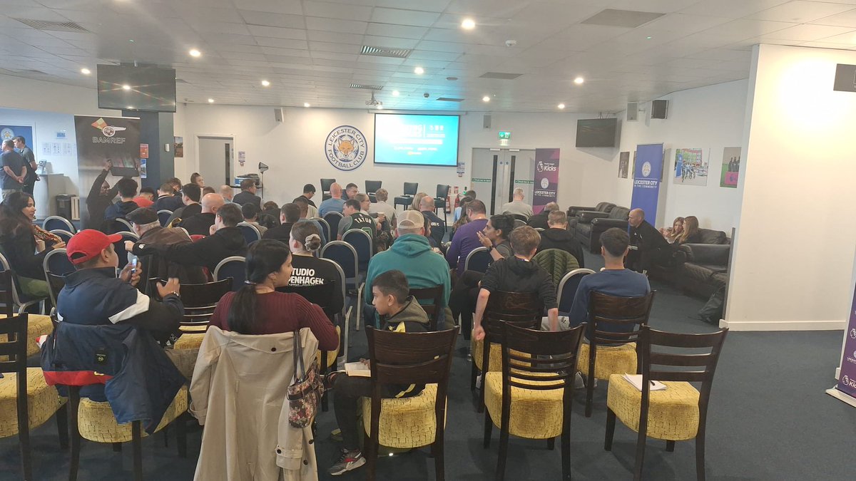 Tonight’s #BreakingBarriers event hosted by #kingpowerstadium home of Leicester FC see’s another great turn out. The event has toured the country and has been a great success to encourage engagement within communities and open doors for future referees ✅ 👏 #BAMREF #TheFA