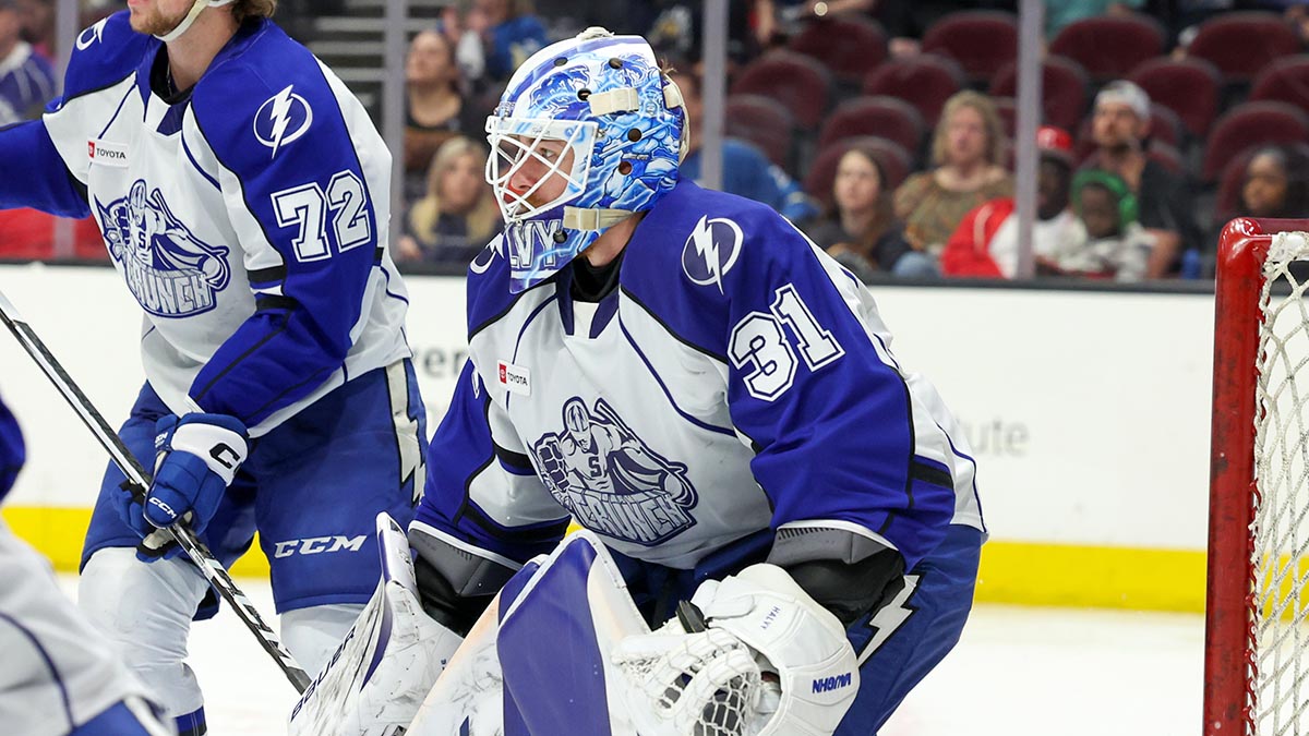 American Hockey League (@theahl) on Twitter photo .<a href="/SyracuseCrunch/">Syracuse Crunch</a> goalie Brandon Halverson has stared down pressure – real pressure, the kind where you wonder whether anything is going to go right again. But in Halverson’s eyes, every setback is just the start of a new opportunity.
📝: <a href="/pwilliamsAHL/">PATRICK WILLIAMS</a> | theahl.com/setbacks-chall… .<a href="/SyracuseCrunch/">Syracuse Crunch</a> goalie Brandon Halverson has stared down pressure – real pressure, the kind where you wonder whether anything is going to go right again. But in Halverson’s eyes, every setback is just the start of a new opportunity.
📝: <a href="/pwilliamsAHL/">PATRICK WILLIAMS</a> | theahl.com/setbacks-chall…