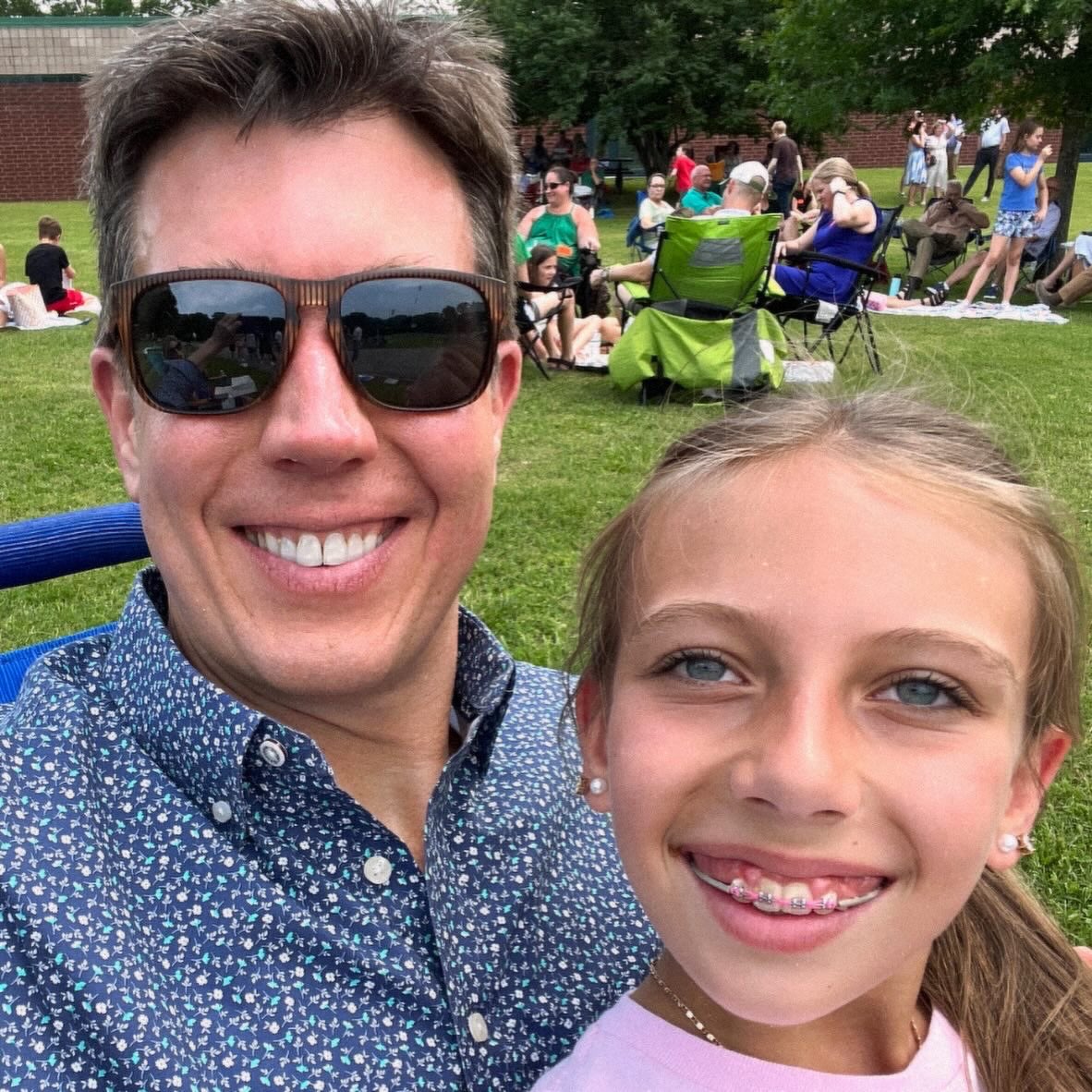 DanThomasWSMV's tweet photo. Oh, where has the time gone? She’s already done elementary school!
Ceremony & school family picnic this morning…
#toofast
#timestandsstill
@WSMV https://t.co/iZcwZmxnMr