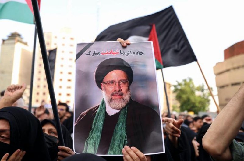 fizaiq's tweet photo. The world will always remember you President Raisi....!!

#RaisiHelicópter 
#Iran
#HeatStroke  #ShahRukhKhan #puneaccident 
#Fixing #Fixers
#भजनलाल_शर्मा_इस्तीफा_दो #SambitPatraGoBack #RCBvsRR 
 #VedantAgarwal
 #electionresult
#GeneralElection
#Kim_พร้อมจะไป
#HalaMadrid https://t.co/Ss0WzrUawW