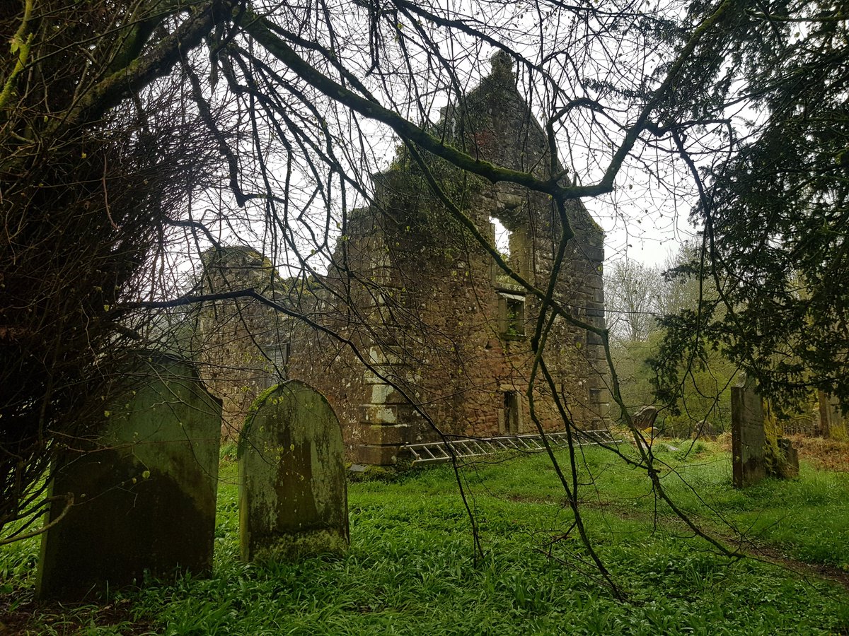 As it's #WorldGothDay, we'd like to share some gorgeously #Gothic images from Dumfries and Galloway; encapsulating remarkable buildings, sculptures and evocative scenery. Get your Goth on! Discover more here: facebook.com/mostlyghostlyt… #scotlandstartshere