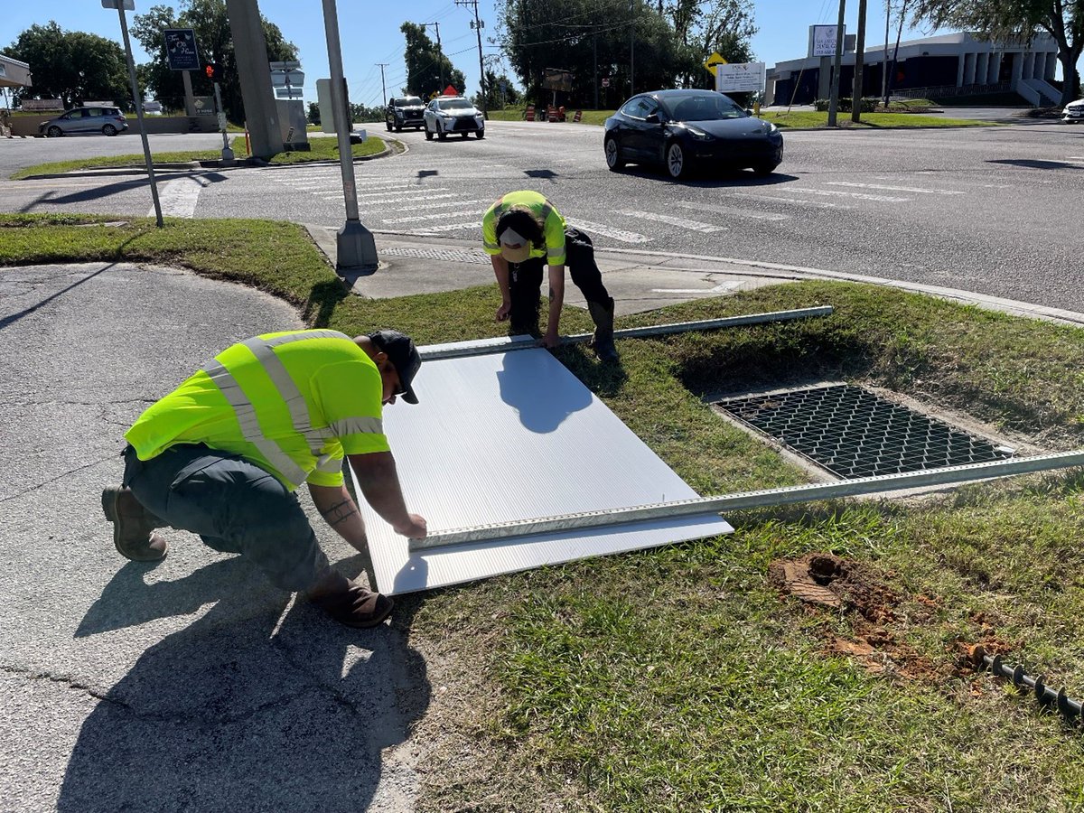 A sign of things to come!

Our Public Works sign shop equipment operators are always out and about, putting up signs in #PascoCounty to keep you informed!  Some of the signs are temporary.  Others will stay up forever like stop signs, street signs and yield signs.

In these